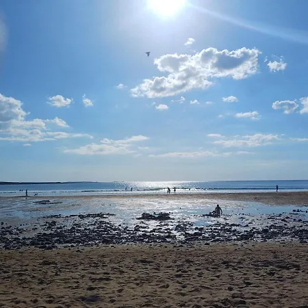 Anna's East Апартаменты Quilty