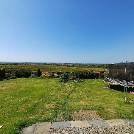 New House East Quilty