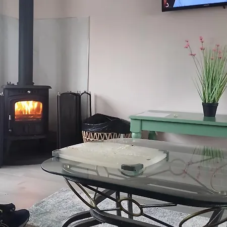 Anna's East * Quilty